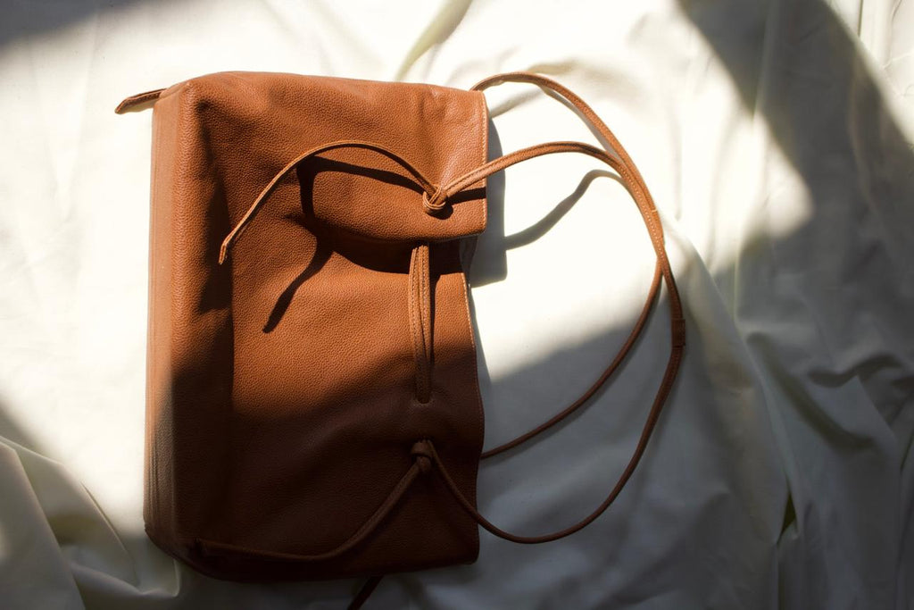 LIGHT BROWN TOTE